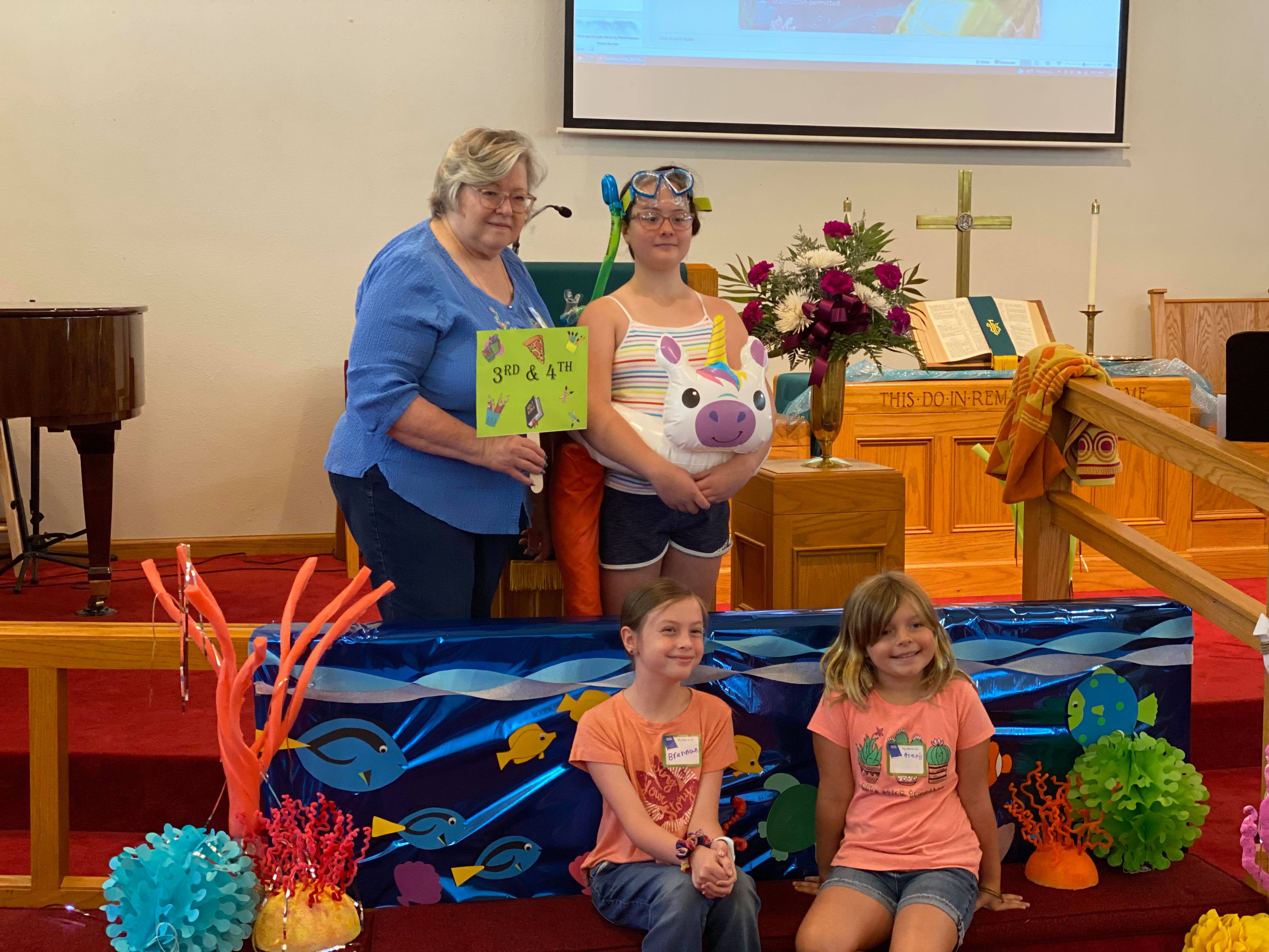 3rd and 4th  vbs kids with Carolyn and diver dee dee